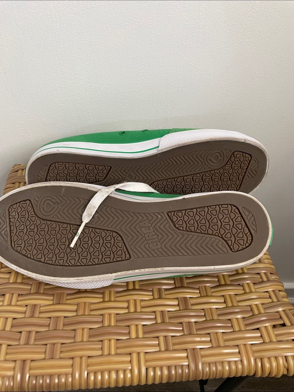 Green Canvas Lace-Up Sneakers for Women - Picture 3 of 5